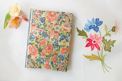 Paperblanks Pear Garden Midi Hardback Journal – Plain, 144 Pages – design detail