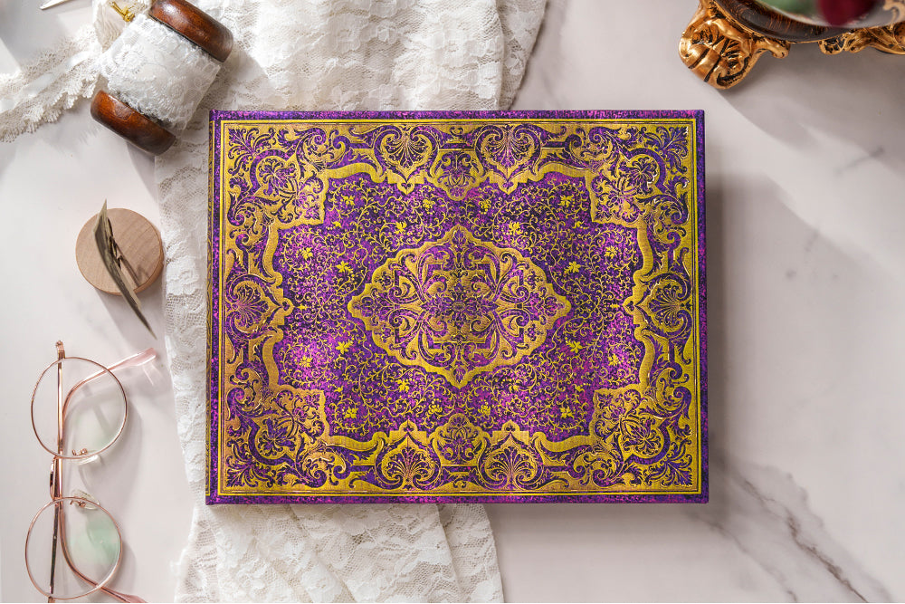 Paperblanks Picaresque Bookmark – design detail