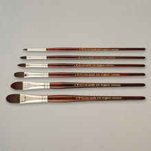 Pro Arte Acrylix Filbert Acrylic Brush