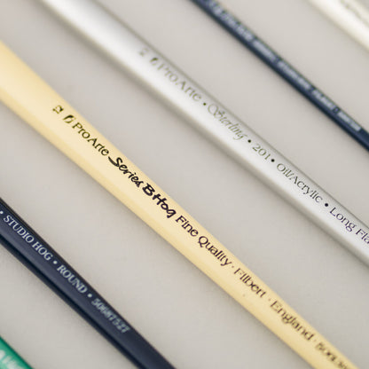 Pro Arte Series B Hog Filbert Oil Brush