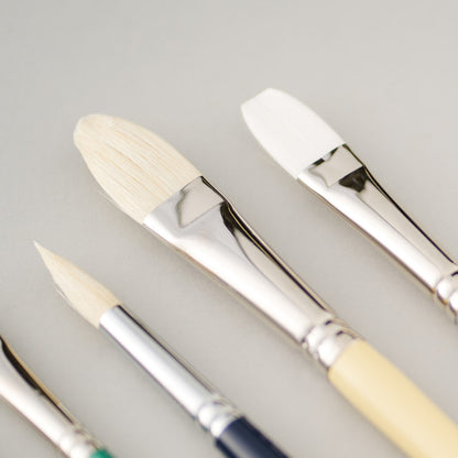 Pro Arte Series B Hog Filbert Oil Brush