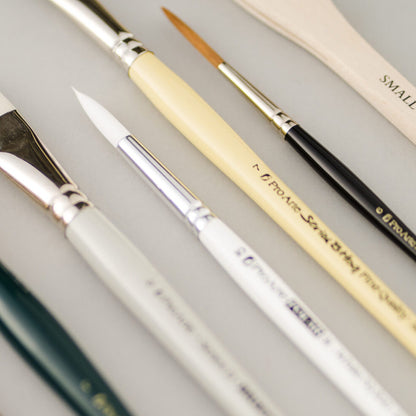 Pro Arte Polar Round Brush