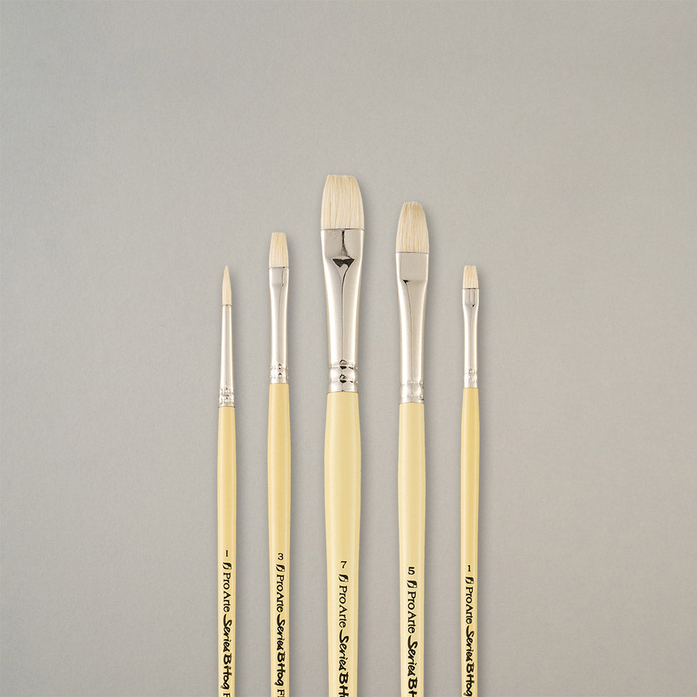 Pro Arte W7B Series B Hog Oil Brush Set in Wallet