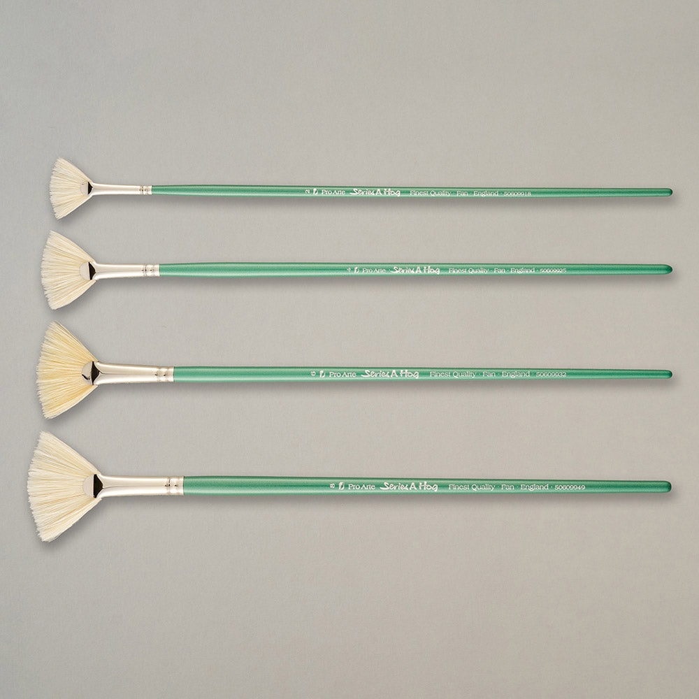 Pro Arte Series A Hog Fan Oil Brush