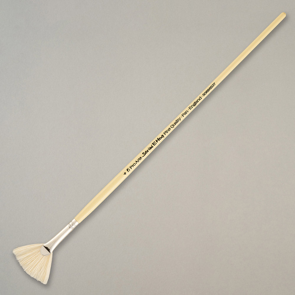 Pro Arte Series E Hog Fan Oil Brush