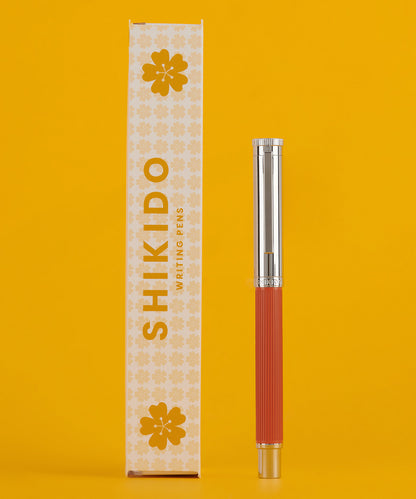 Shikido Daidai-Iro fountain pen detail