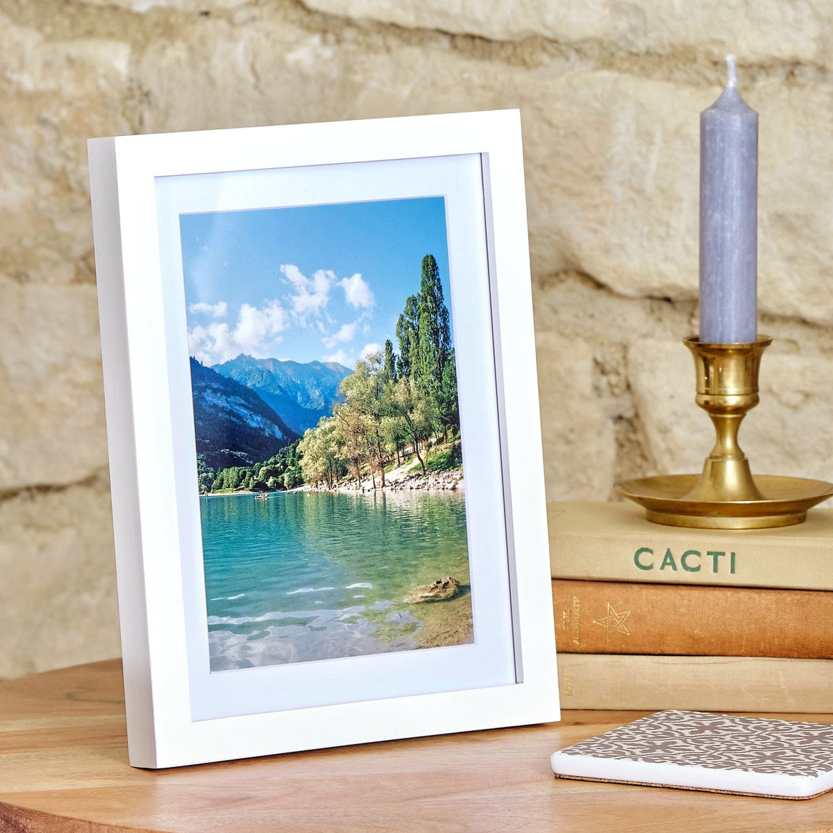 Kenro Sienna white frame lifestyle