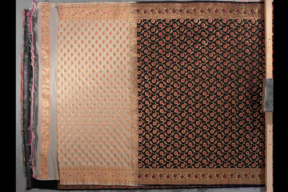 Paperblanks Siyah Pencil Case – design detail