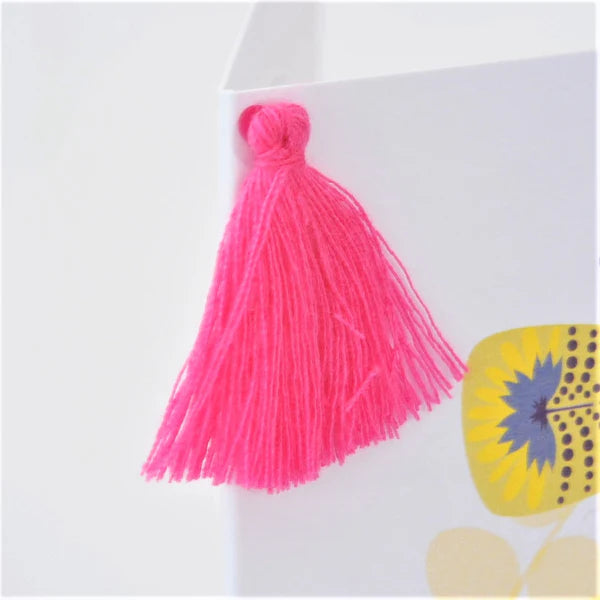 Welsh Mother's Day Card -  Sul y Mamau Hapus Mam-gu, Tassel Embellished