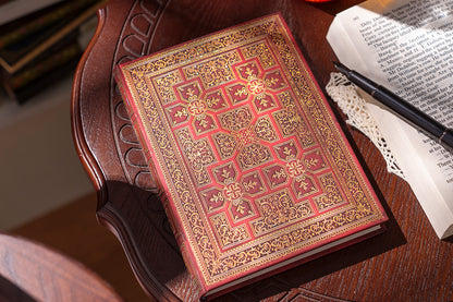 Paperblanks War of the Roses Grande Hardback Journal – Plain, 128 Pages – design detail