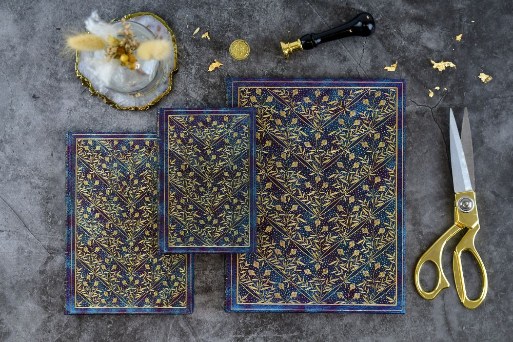 Paperblanks Wildflower Song Midi Hardback Journal – Plain, 144 Pages – design detail