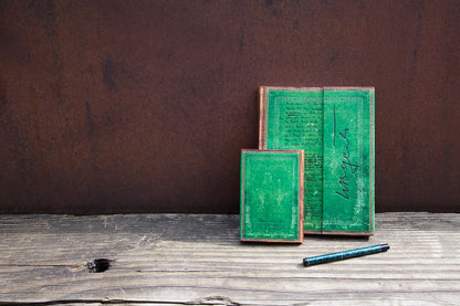 Paperblanks Yeats, Easter 1916 Mini Hardback Journal – Lined, 176 Pages – design detail