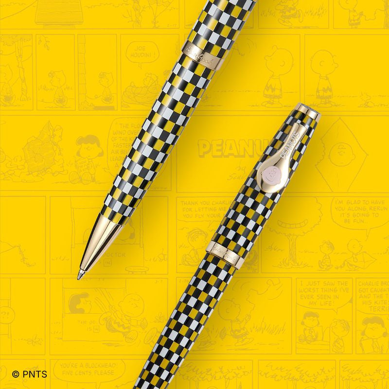 Estie Charlie Brown pen set