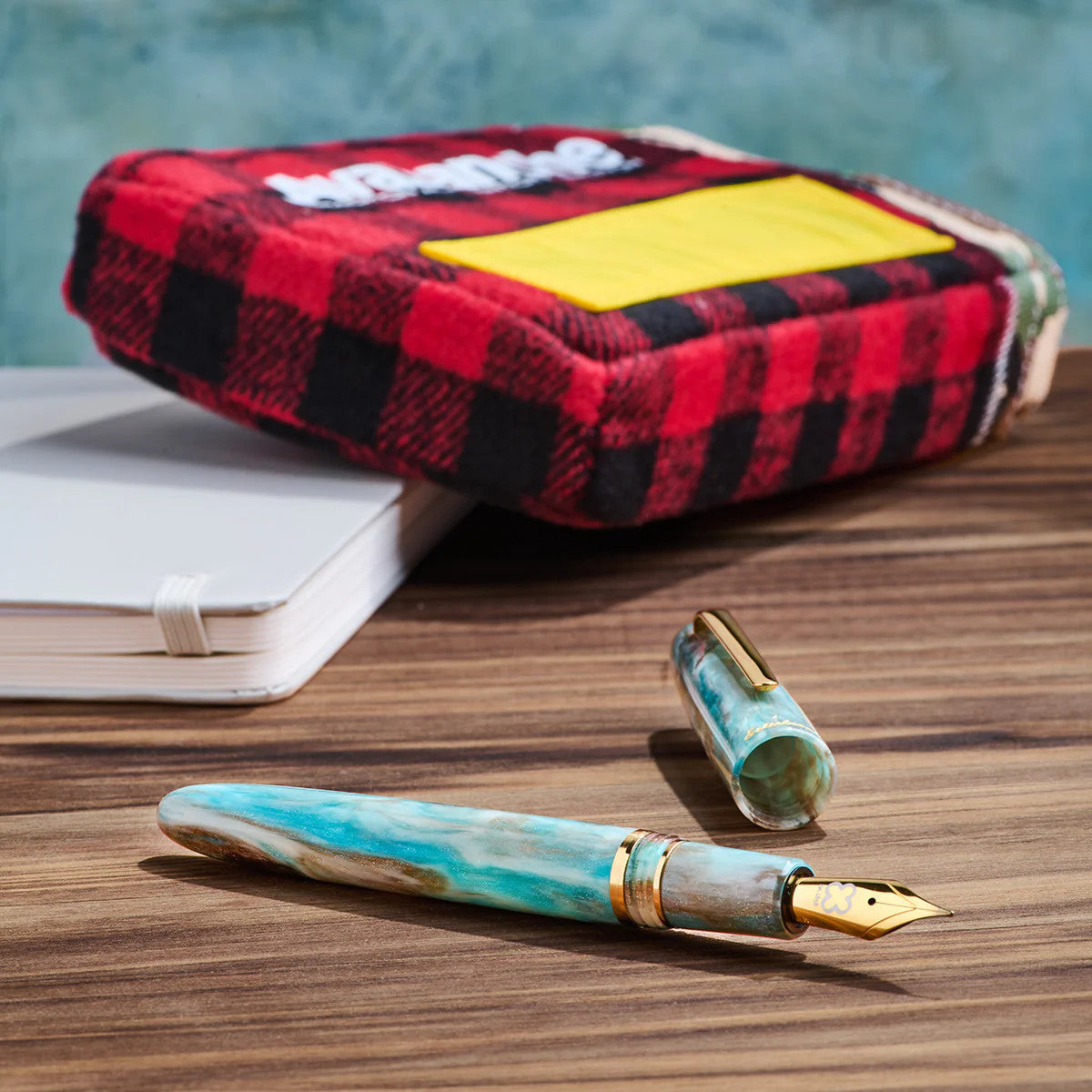 Esterbrook Estie Avalanche fountain pen detail