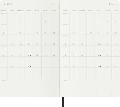 Moleskine 2027 Daily Diary – 12 Months, Large, Soft Cover, Black – view 4