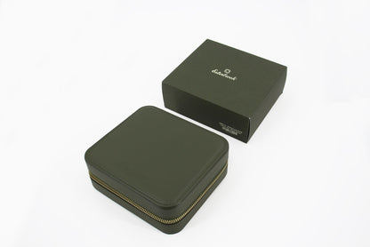 Esterbrook Twelve Pen Nook in Moss Green, open