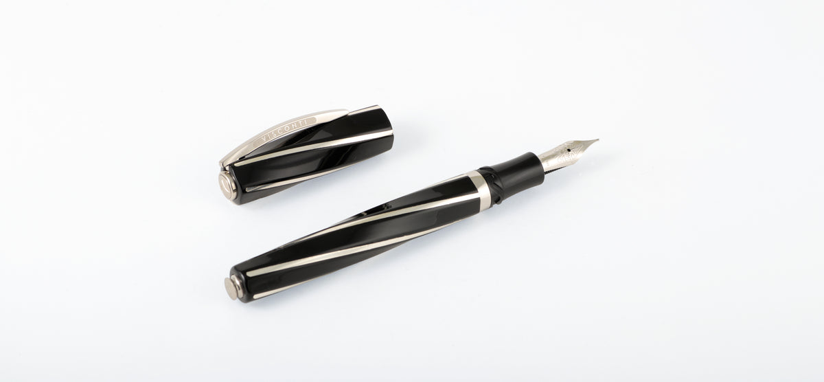 Visconti Divina Elegance Fountain Pen – Black