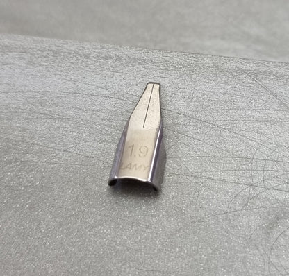 Replacement Fountain Pen Nibs