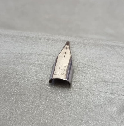 Replacement Fountain Pen Nibs
