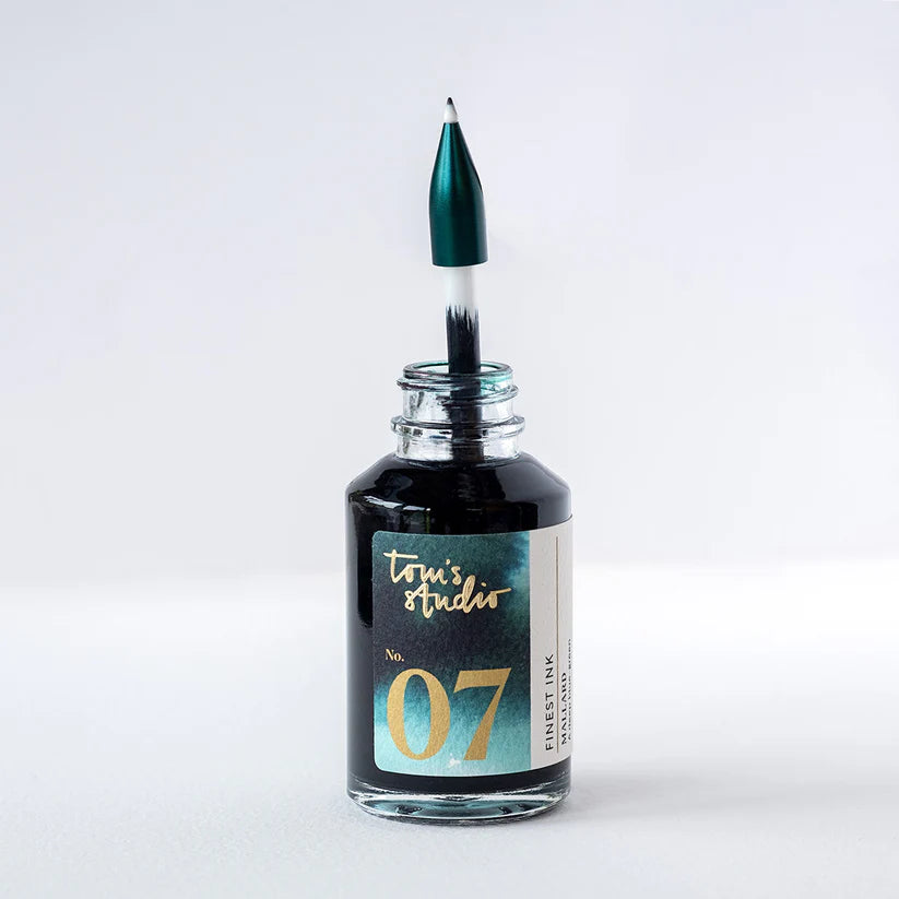 The Wren – Refillable Writing Pen | Clementine